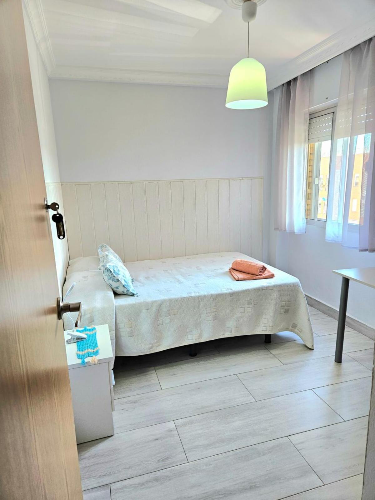 韦尔瓦 Habitacion Privada A 15 Min De La Playa/Piso酒店 外观 照片
